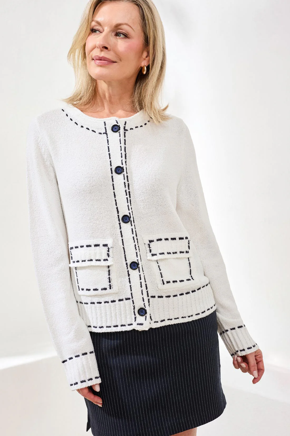 Boucle Yarn Contrast Stitch Cardigan Sweater-White - Image 3
