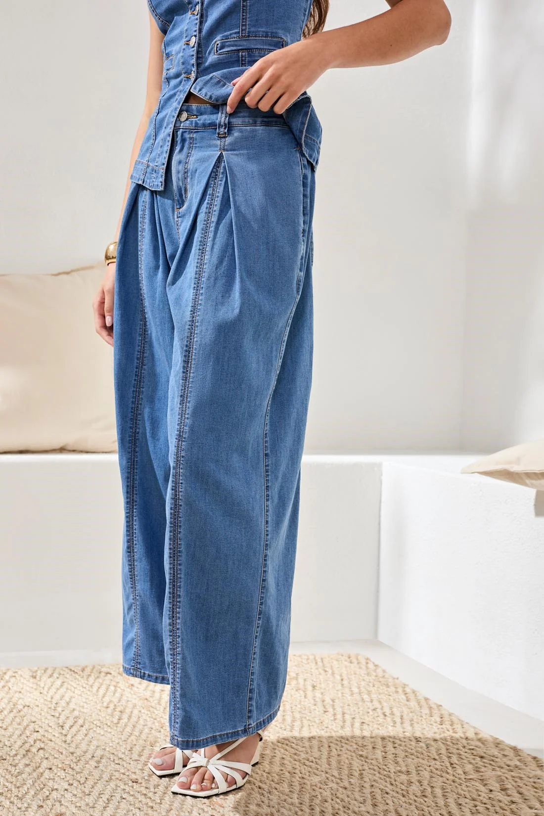BLUE THREAD Brooke Front Pleated Wide Leg Flowy Denim Pants-Amalficoast - Image 3