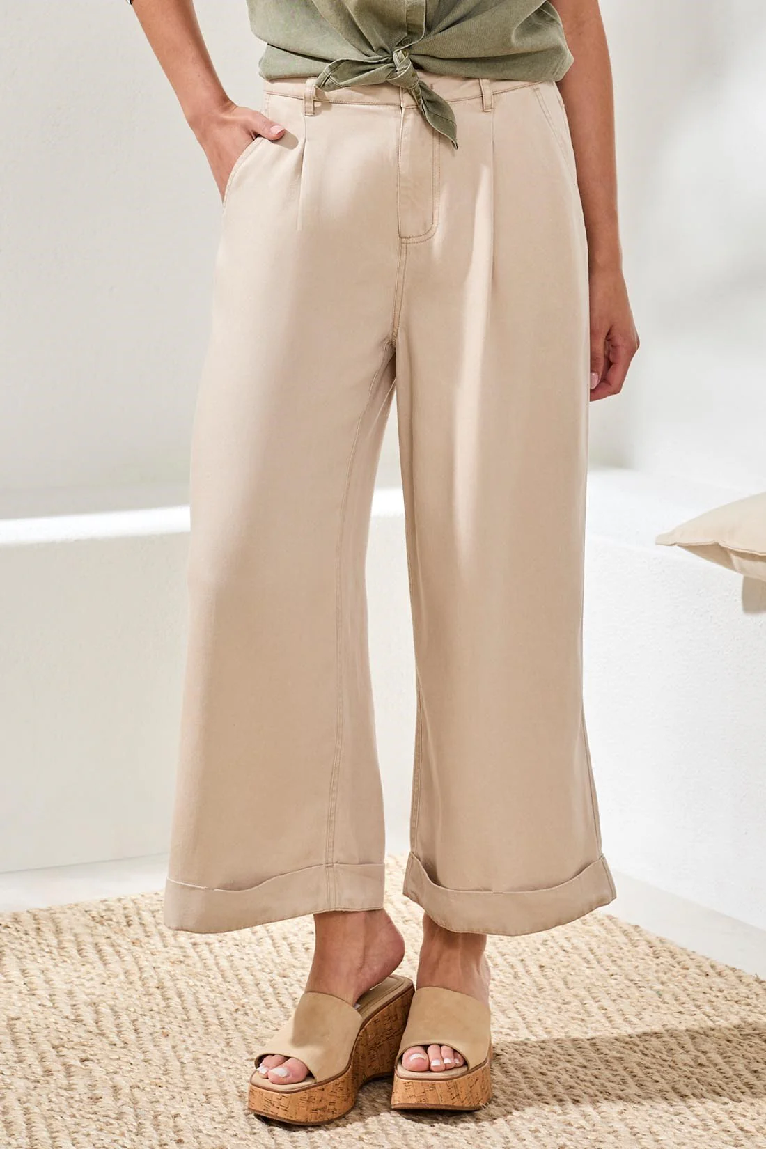 Flowy Brooke Tencel Pleated Wide-Leg Denim Trousers-Cococream - Image 3