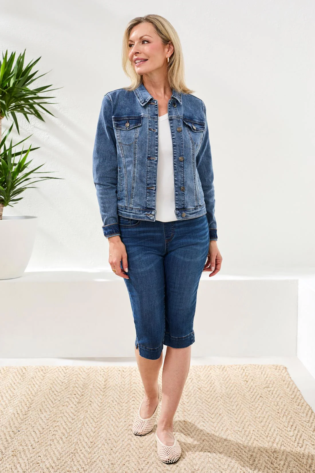 Classic Fit Comfort Stretch Denim Jacket-Dk.Vintage - Image 3
