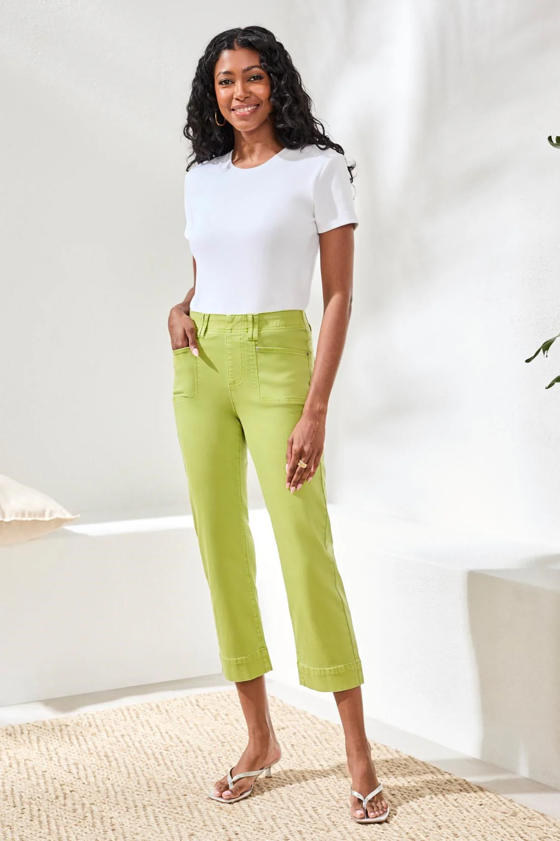 Comfort Stretch Pull-On Kick Flare Capris-Mintleaf