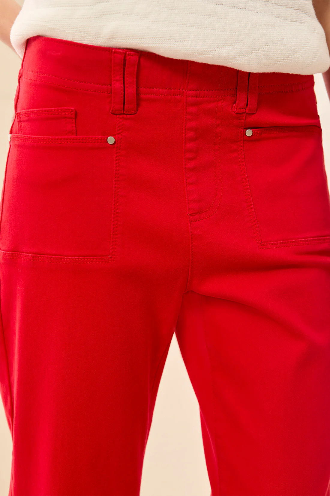 Comfort Stretch Pull-On Kick Flare Capris-Sangria - Image 4