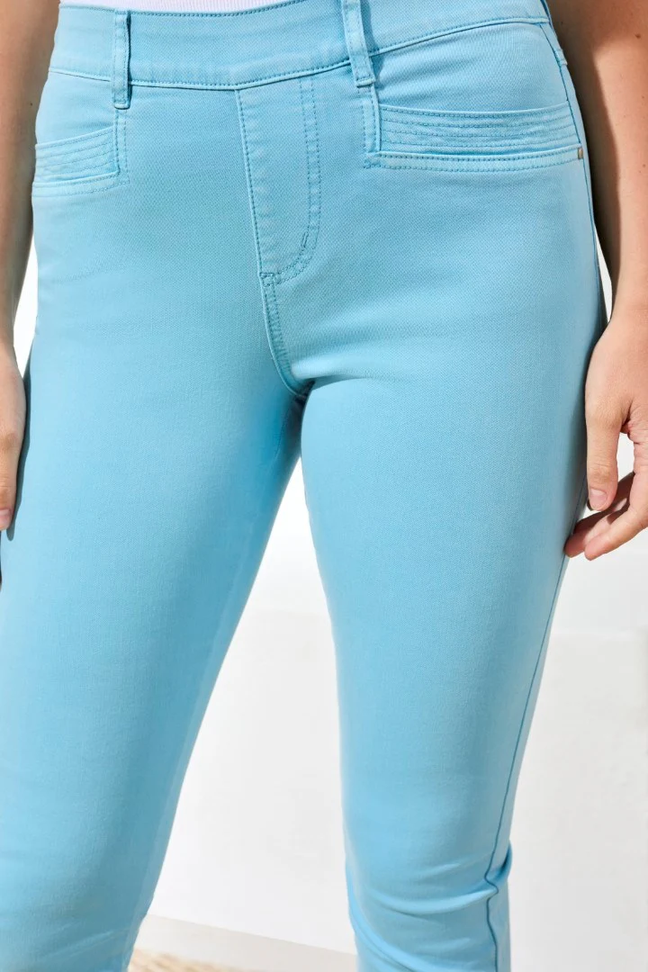Comfort Stretch Pull-On Slim Leg Capris-Aqua sky - Image 4