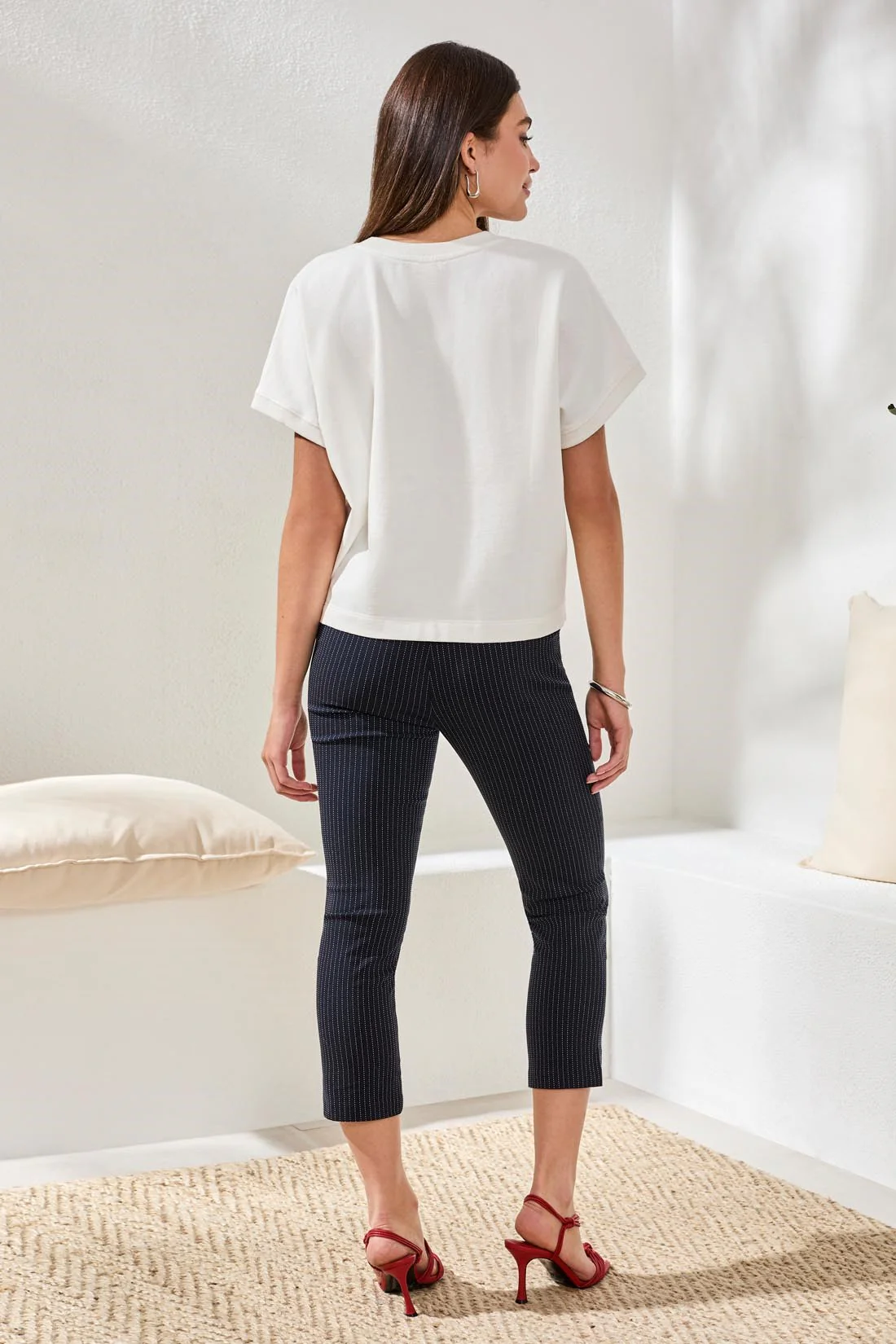 Crewneck Cap Sleeve Top With Embroidered Detail-White - Image 4