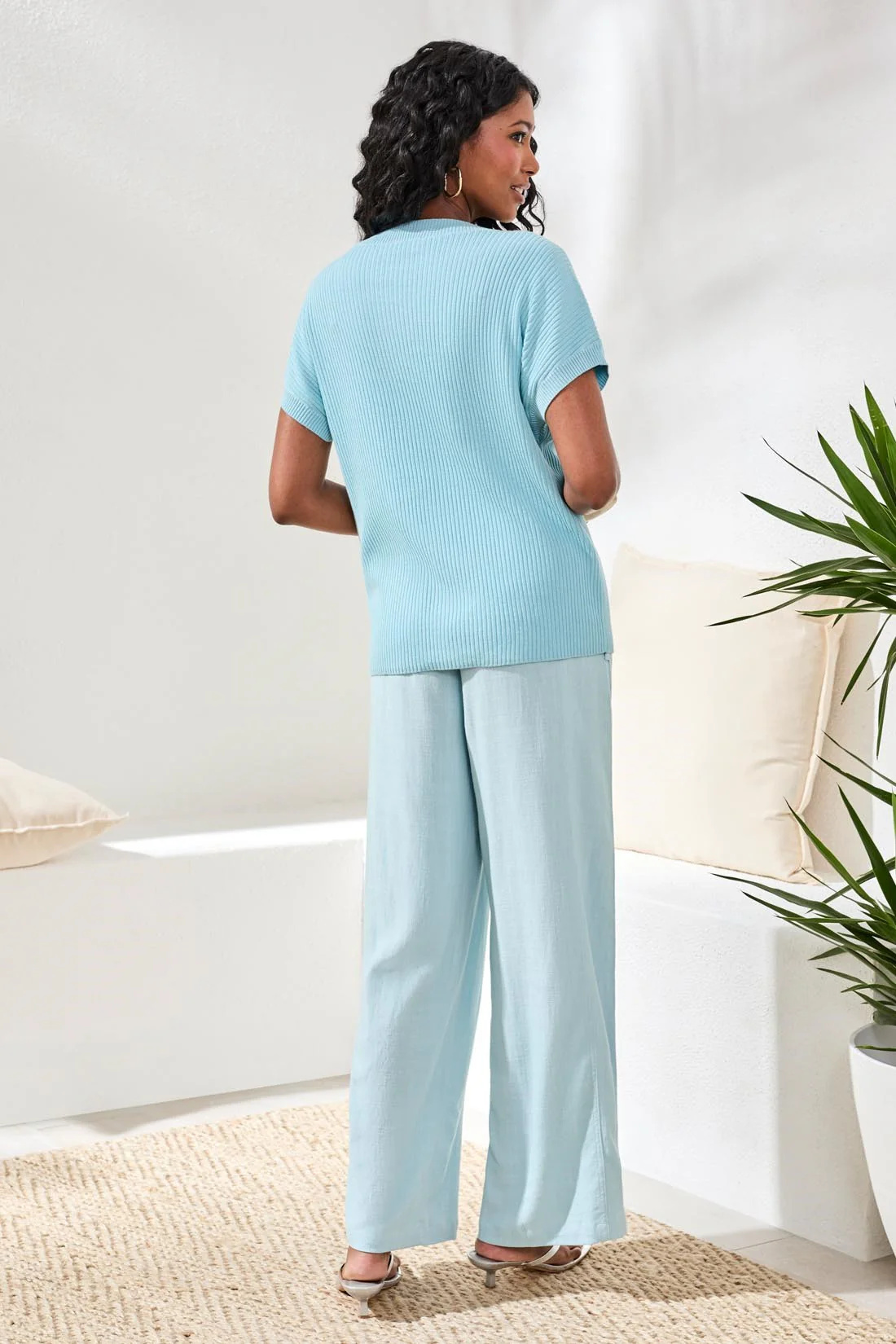 Dolman Short Sleeve Ribbed Knit Top With Pocket-Ltaquasky - Image 4