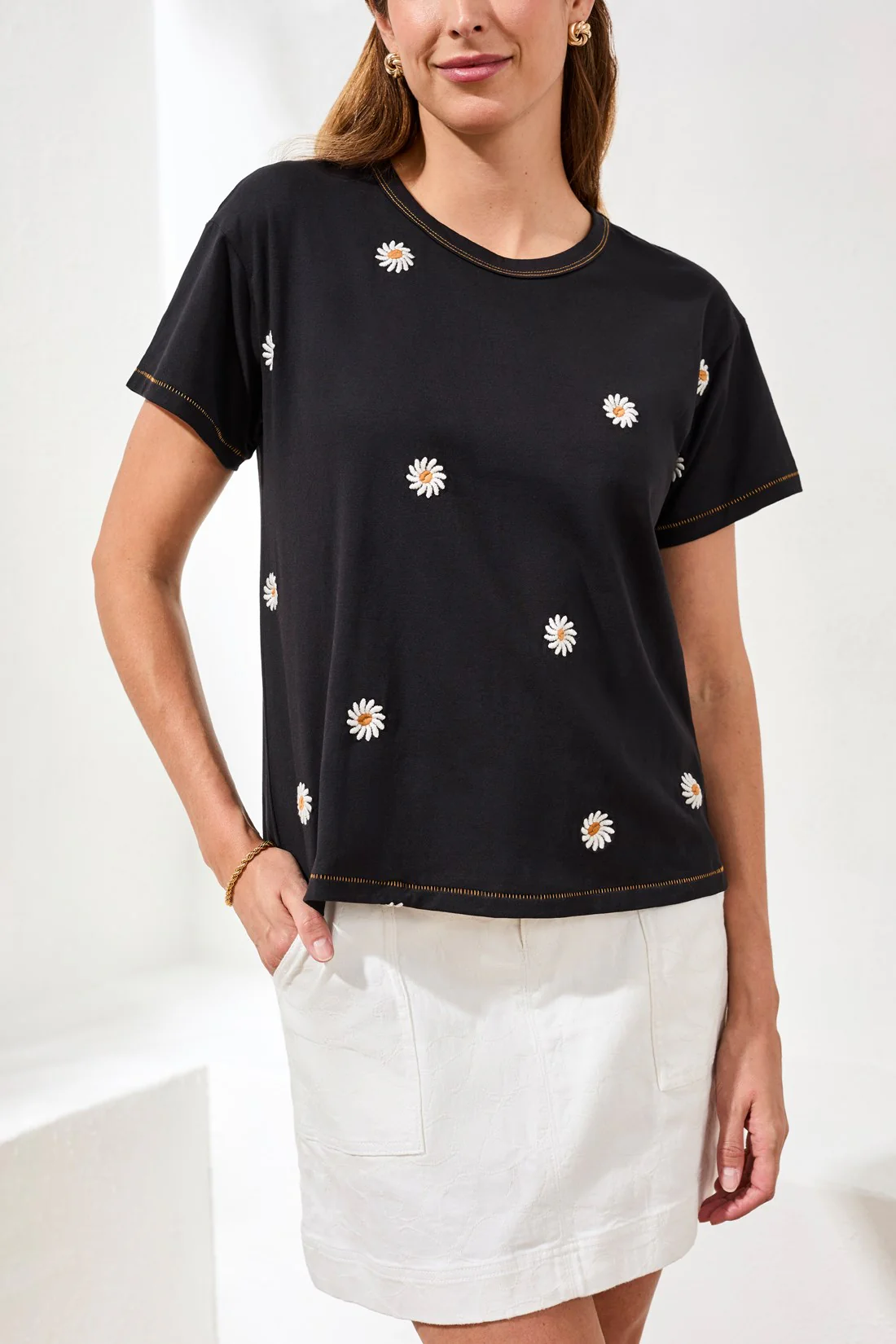 Embroidered Daisy Short Sleeve Crew Neck Top-Black - Image 2