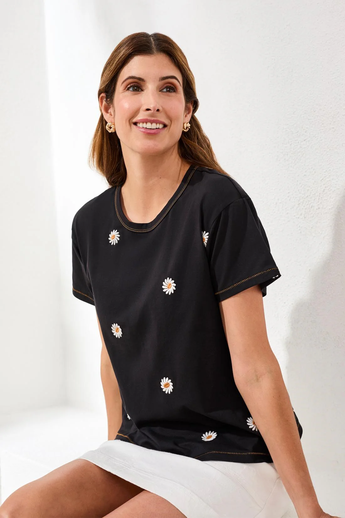 Embroidered Daisy Short Sleeve Crew Neck Top-Black - Image 4