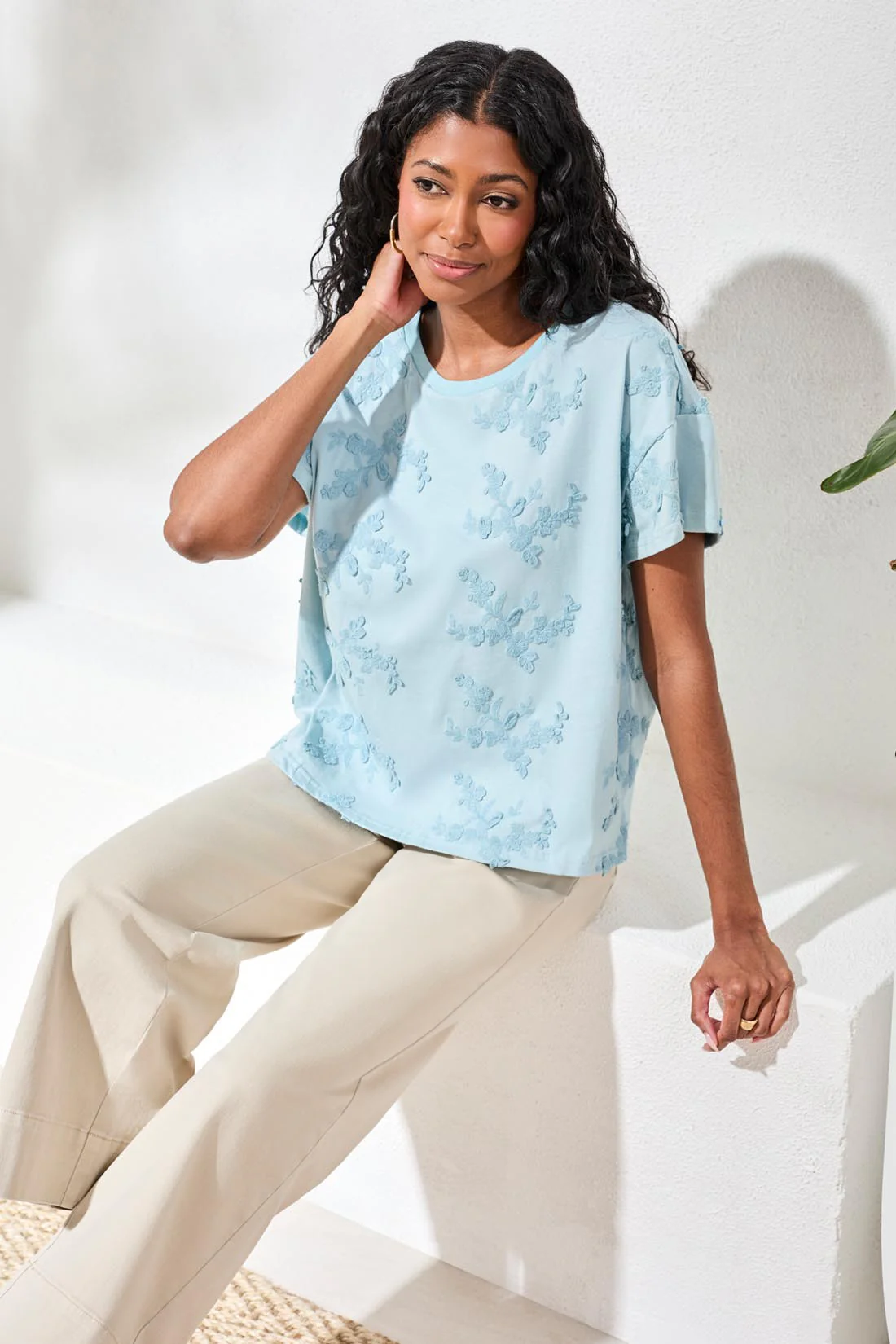 Embroidered Knit Short Sleeve Crew Top-Ltaquasky - Image 2