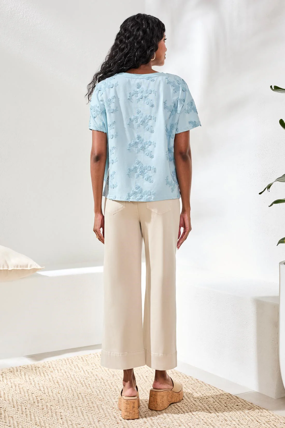Embroidered Knit Short Sleeve Crew Top-Ltaquasky - Image 4