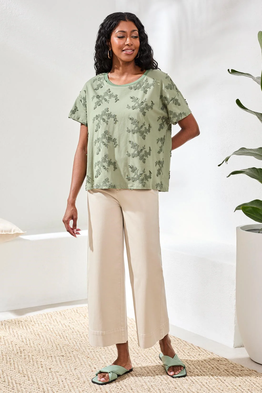 Embroidered Knit Short Sleeve Crew Top-Moss - Image 2