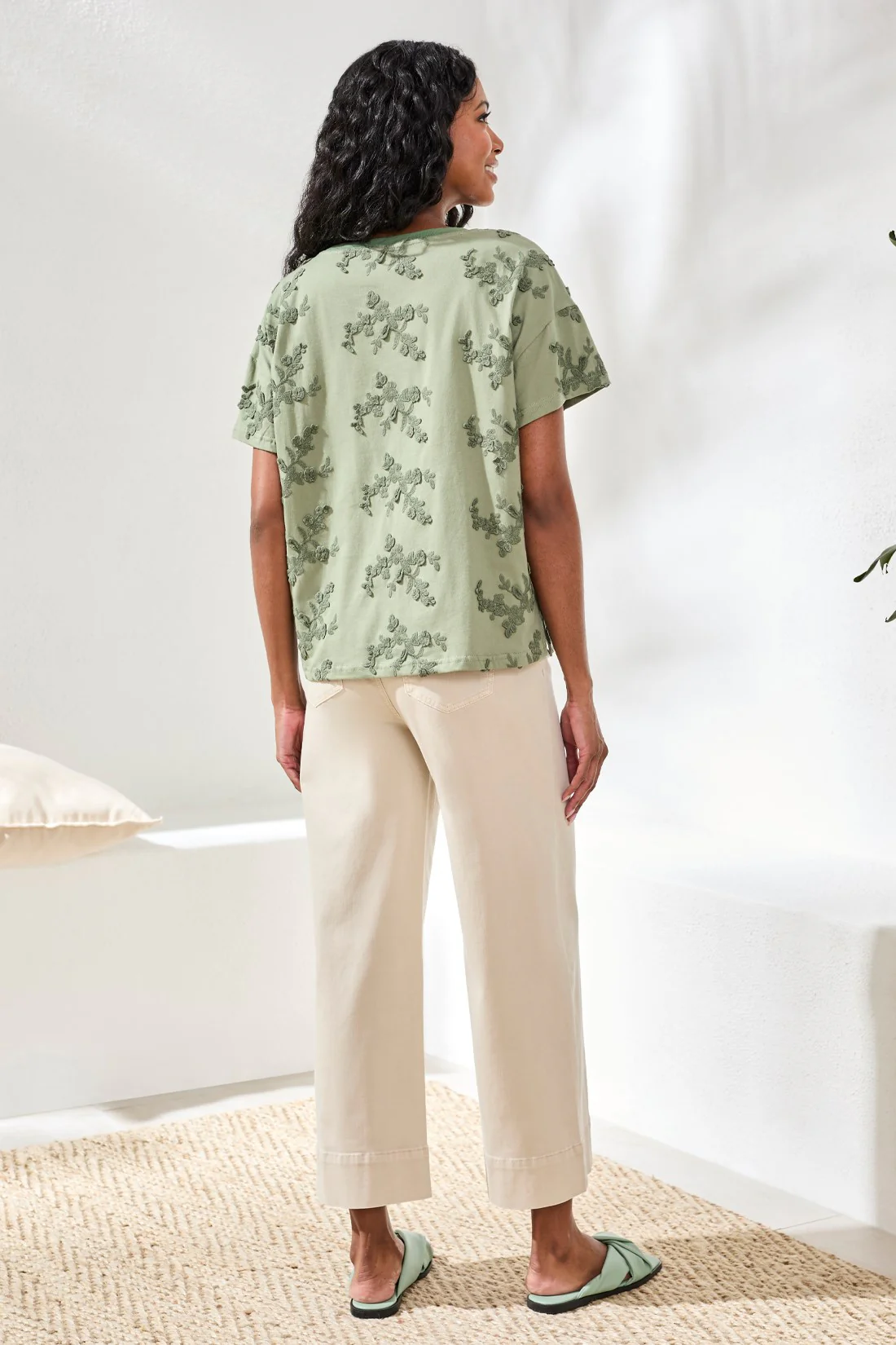 Embroidered Knit Short Sleeve Crew Top-Moss - Image 4