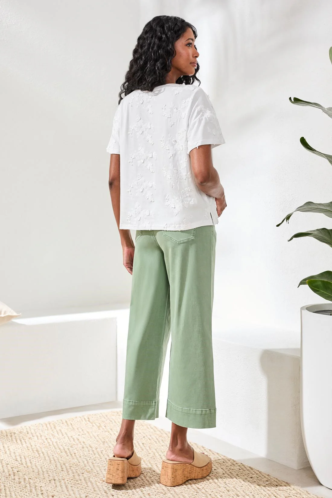 Embroidered Short Sleeve Crew Neck Top-White - Image 4
