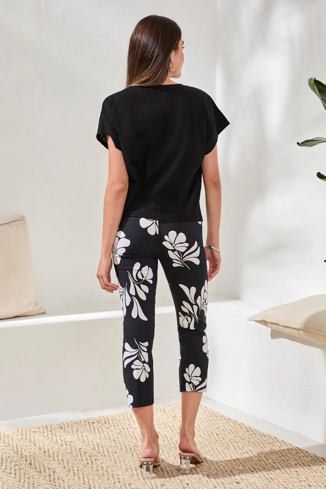 Textured Cotton Cap Sleeve Crew Top-Black - Image 4