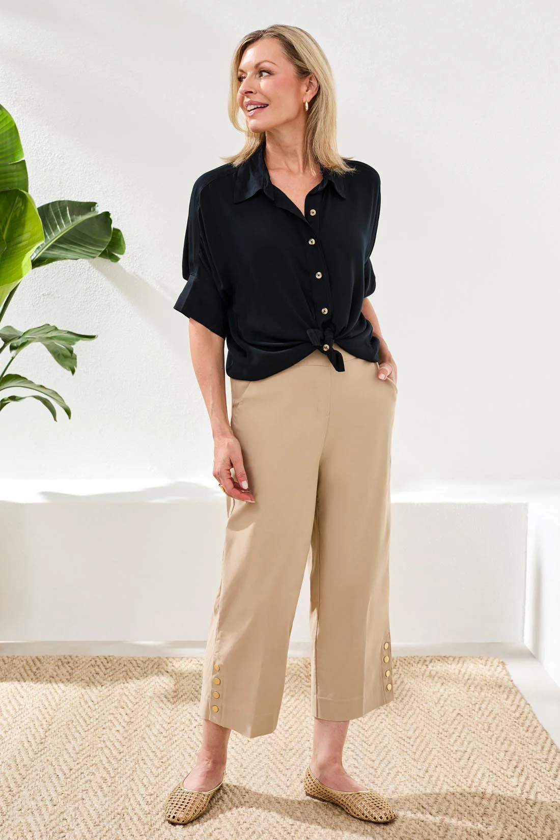 Flatten It® Tummy Control Wide Leg Pull-On Capris Pants-Beach