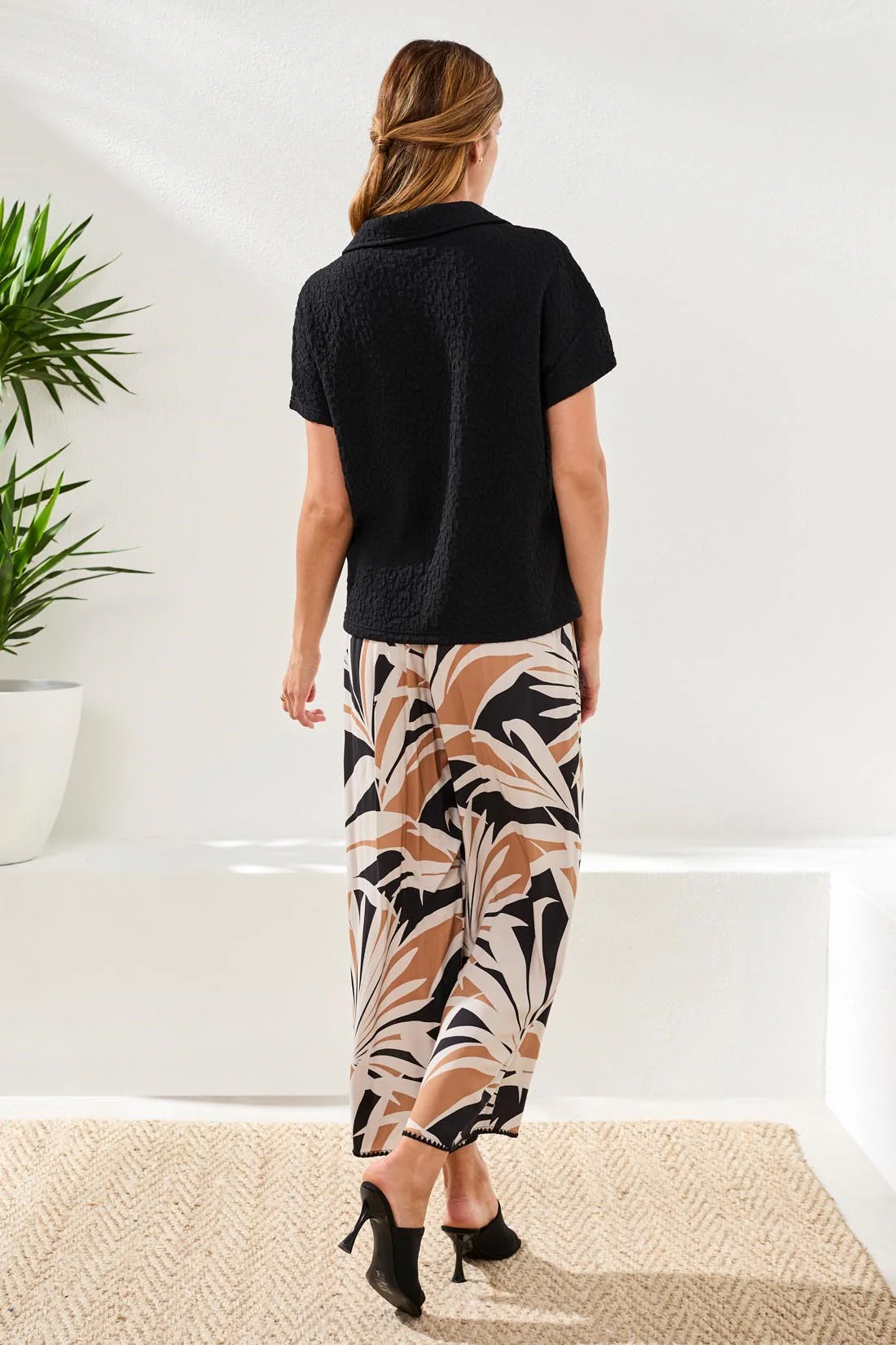 Textured Johnny Collar Short Sleeve Top-Black - Image 4