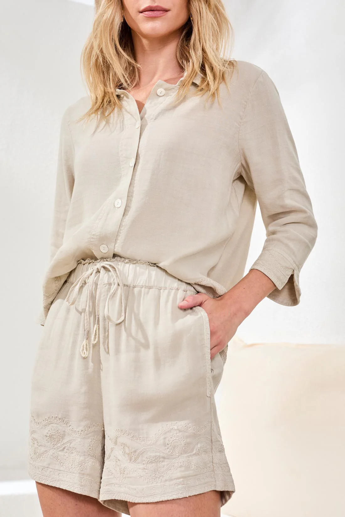 Crosshatch Embroidered Pull-On Shorts-Quartz