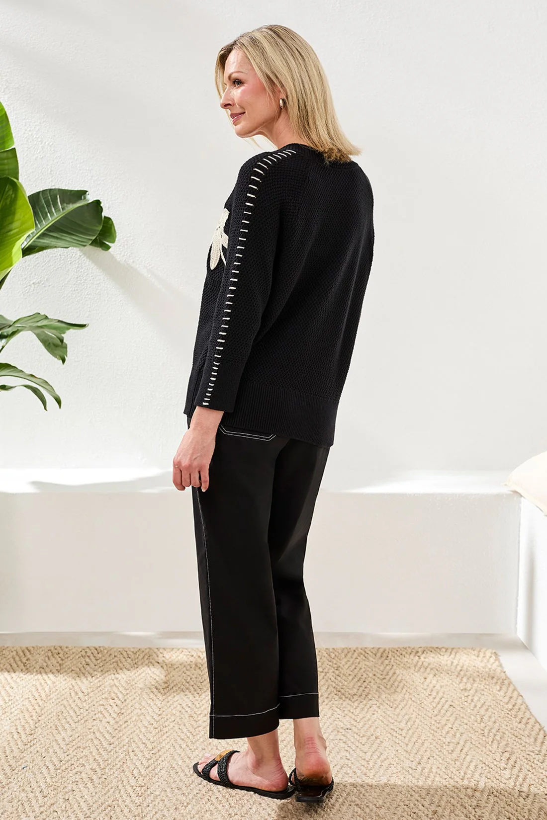 Jacquard 3/4 Sleeve Sunburst Crewneck Sweater-Black - Image 4