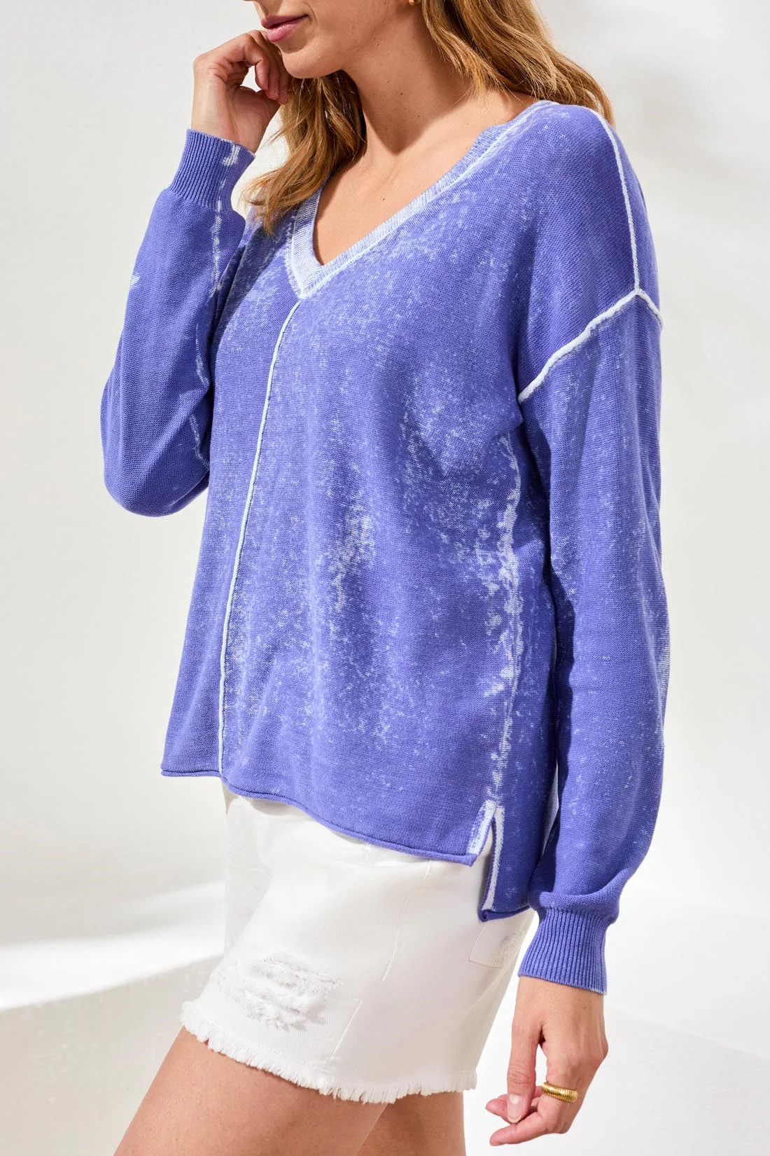 Lightweight Cotton V-Neck Sweater With Special Wash-Baja blue - Image 3
