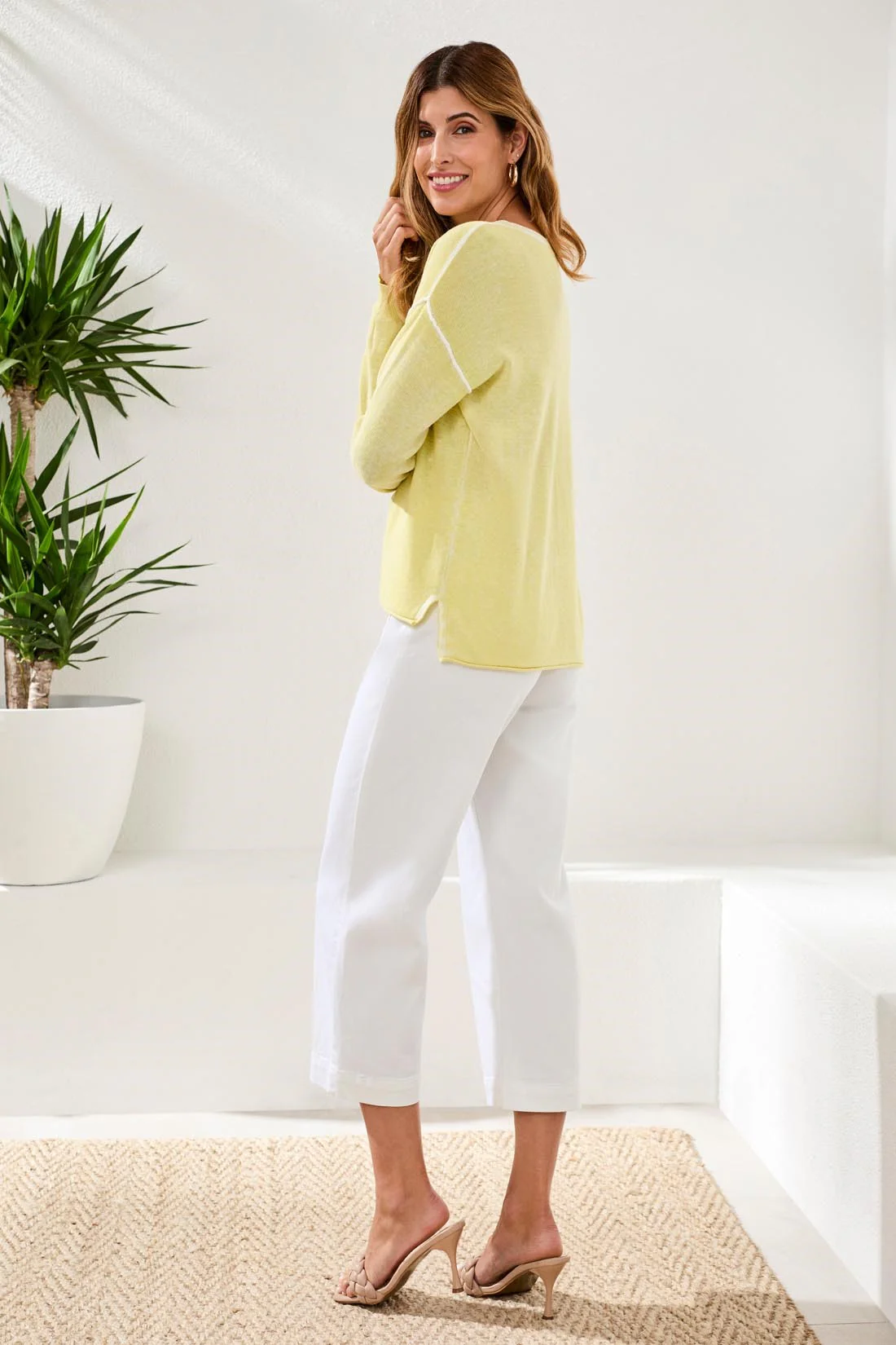 Lightweight Cotton V-Neck Sweater With Special Wash-Lemongrass - Image 4