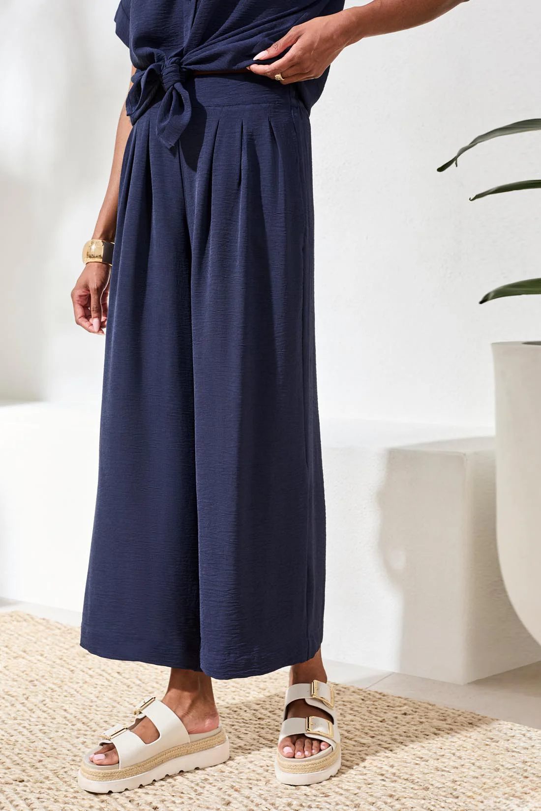Airflow Pleated Pants With Elastic Waistband-Nautical - Image 3