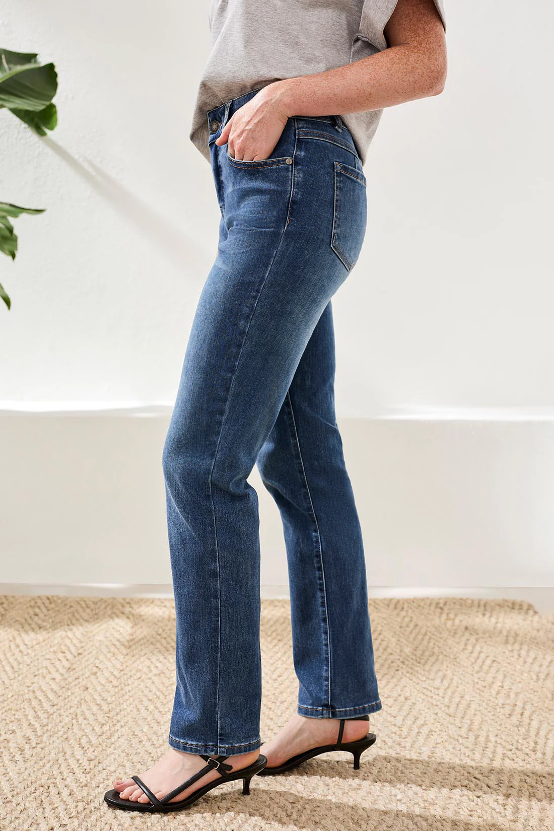 Petite Year Round Basics Sophia Curvy Straight Leg Jeans-Dk.Vintage - Image 3