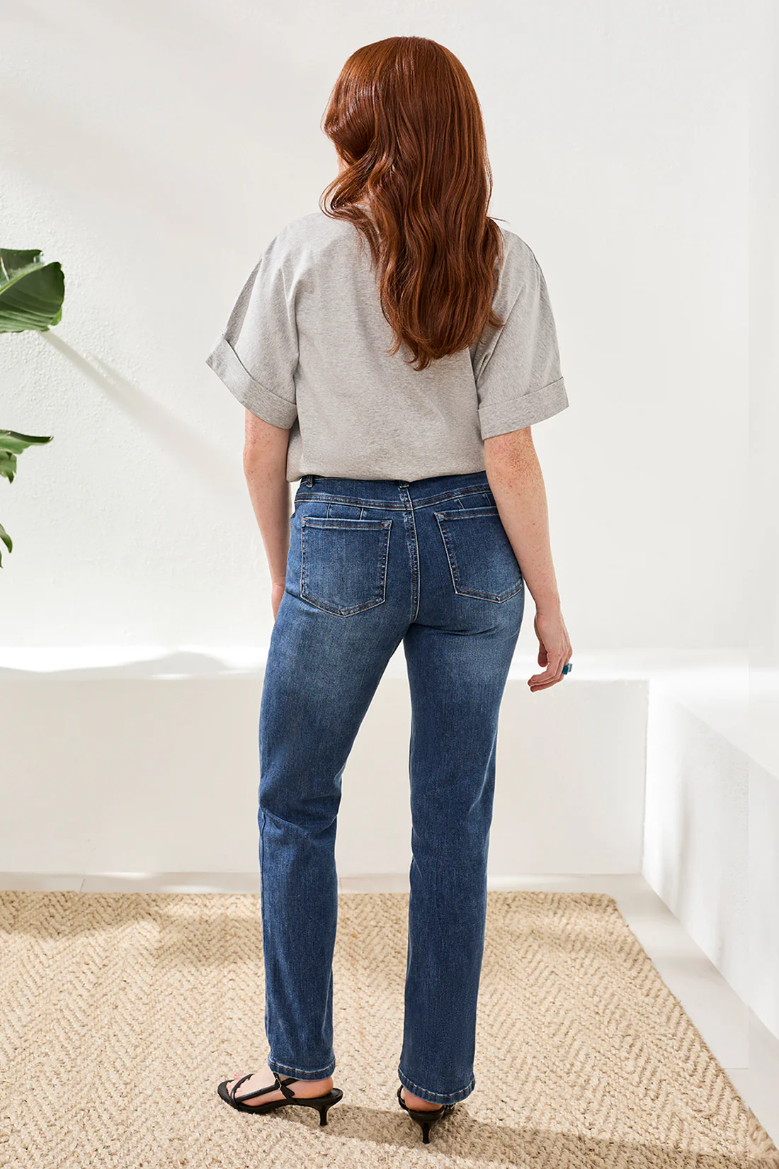 Petite Year Round Basics Sophia Curvy Straight Leg Jeans-Dk.Vintage - Image 4