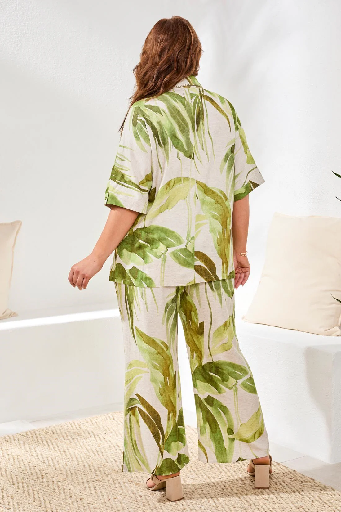 Size Inclusive Flowy Linen Dolman Elbow Sleeve Blouse-Mintleaf - Image 4