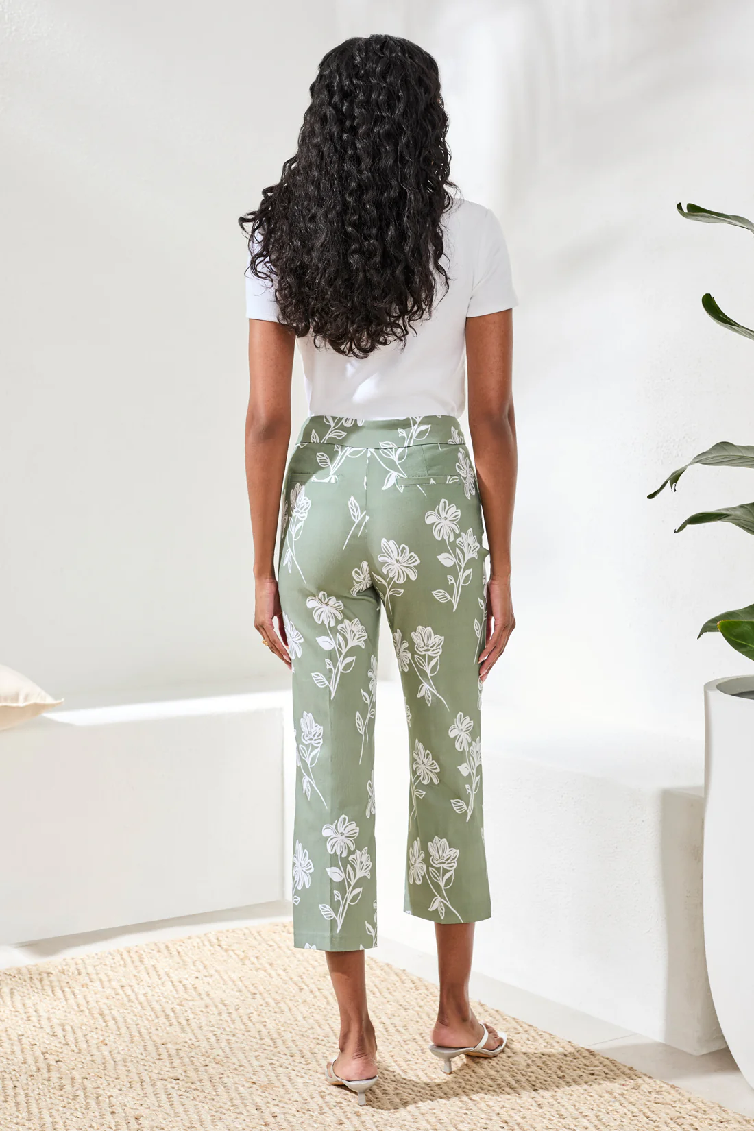 Bengaline Pull‑On Capris with Floral Motif-Moss - Image 4