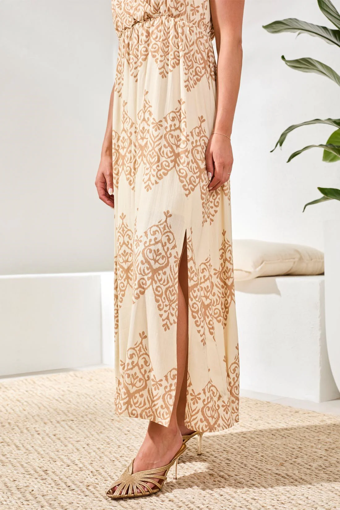 Flowy Crosshatch V-Neck Empire Waist Maxi Dress-Canvas - Image 3