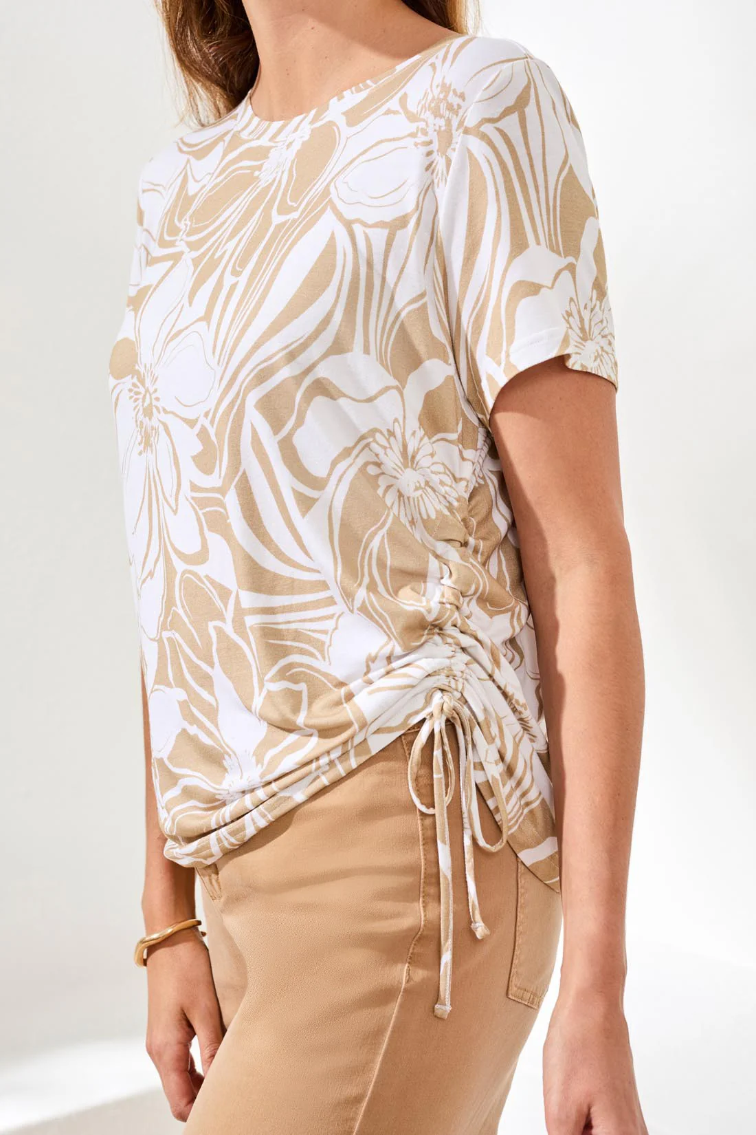 Printed Jersey Crew Neck Top With Side Ruching-Desert - Image 3