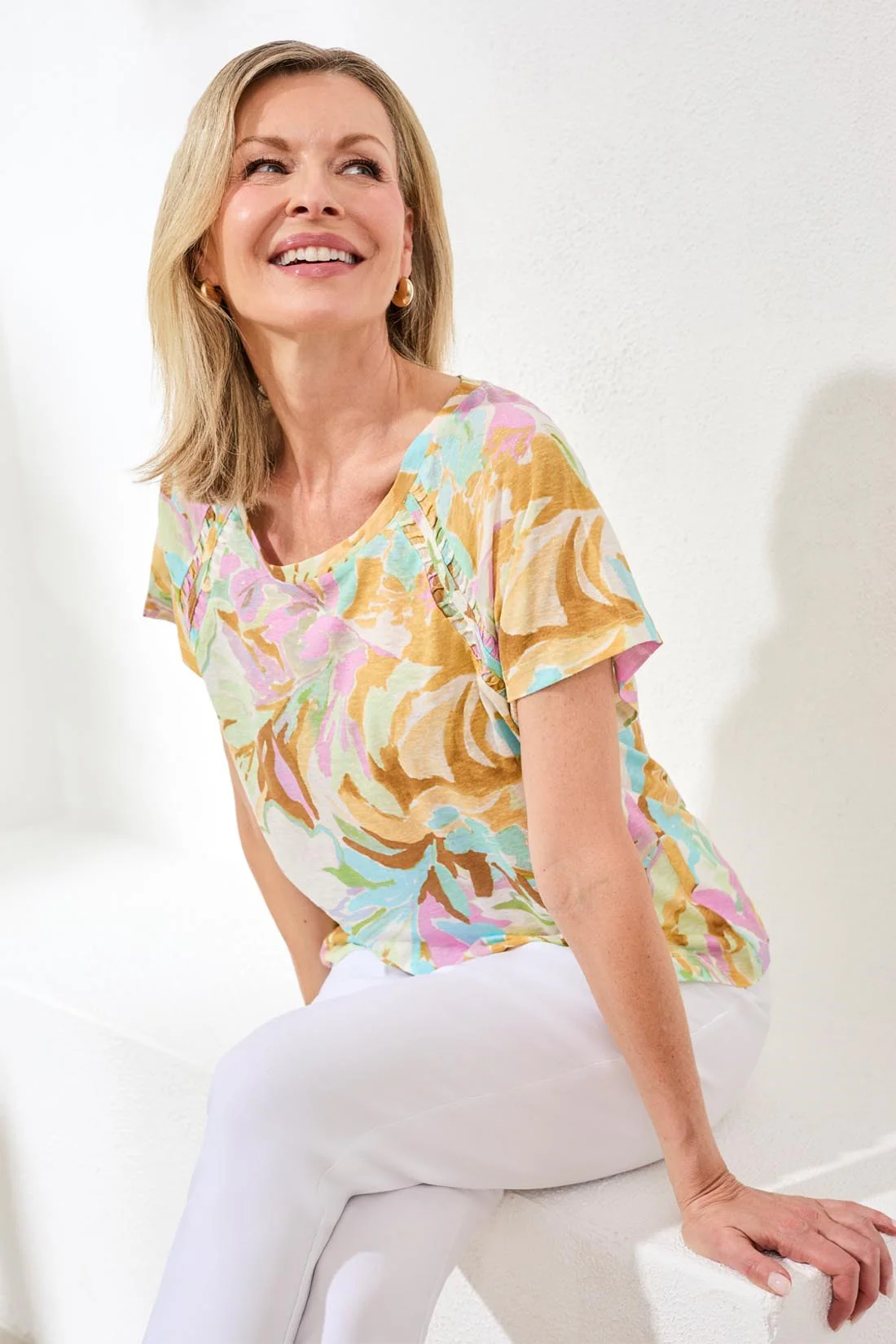 Printed Linen Scoop Neck Top With Pleating Detail-Wisteria - Image 3