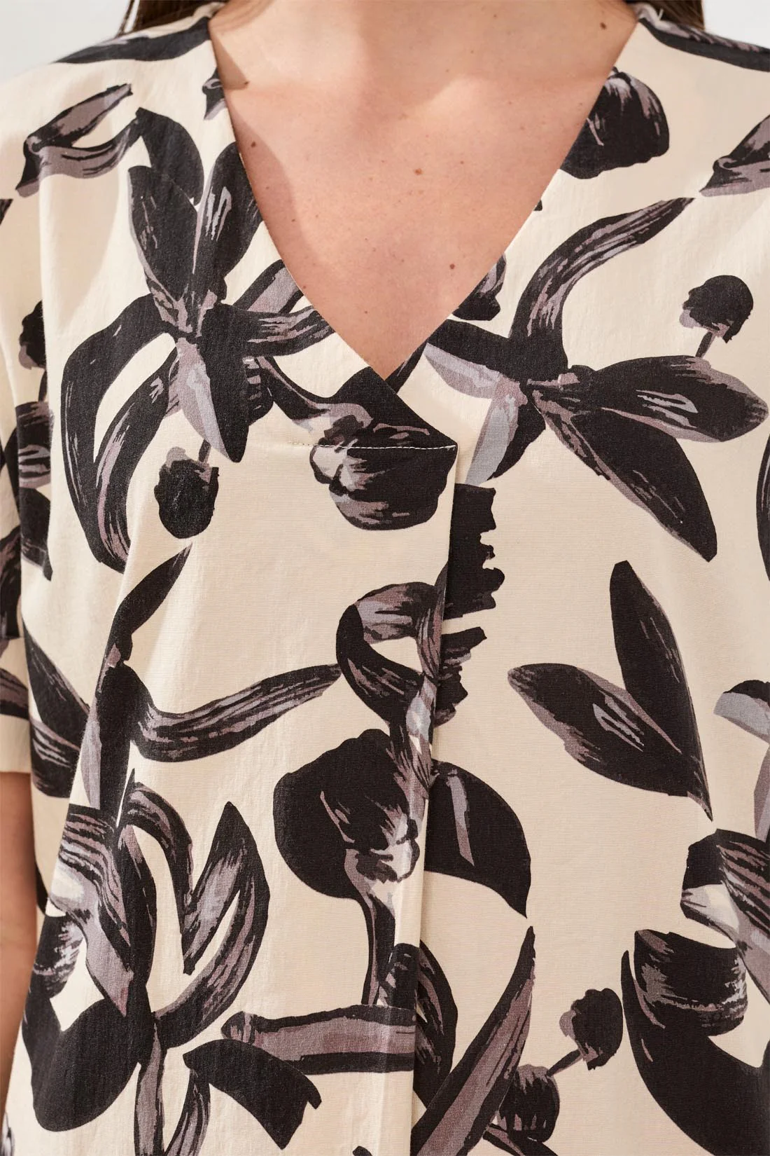 Printed Woven Short Sleeve Tunic Dress-Canvas - Image 3