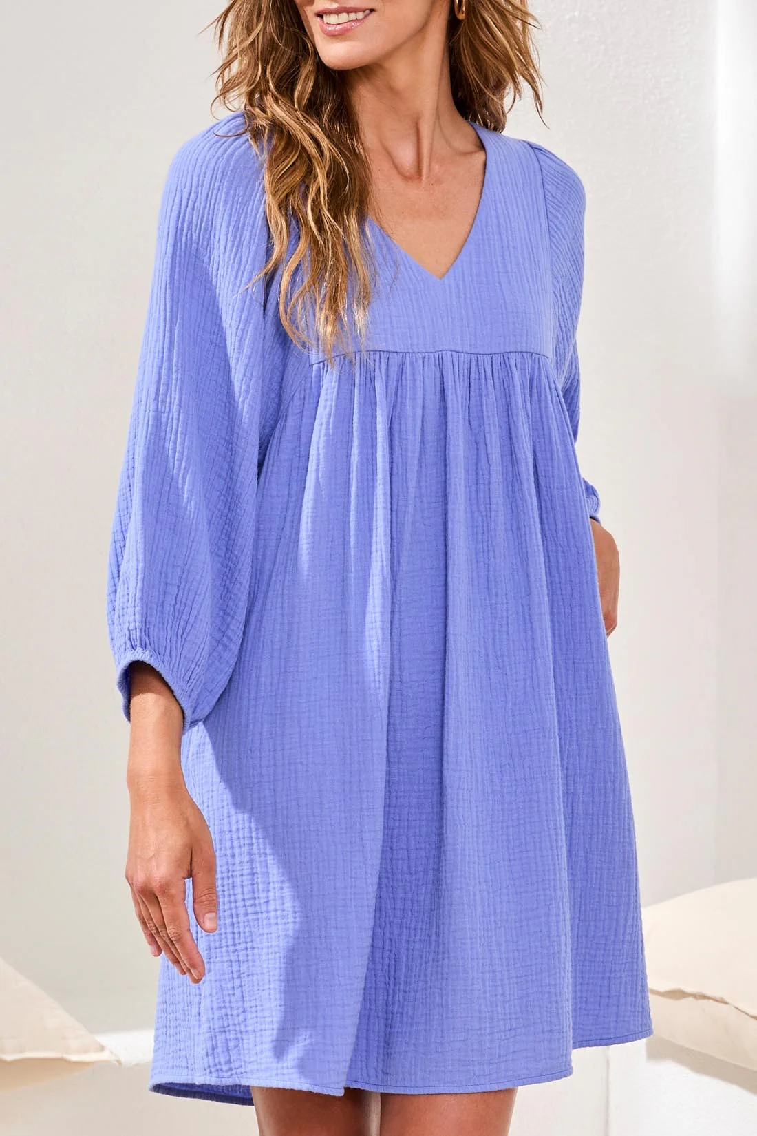 Crinkle Gauze V-Neck Empire Waist Balloon Sleeve Dress-Baja blue - Image 3