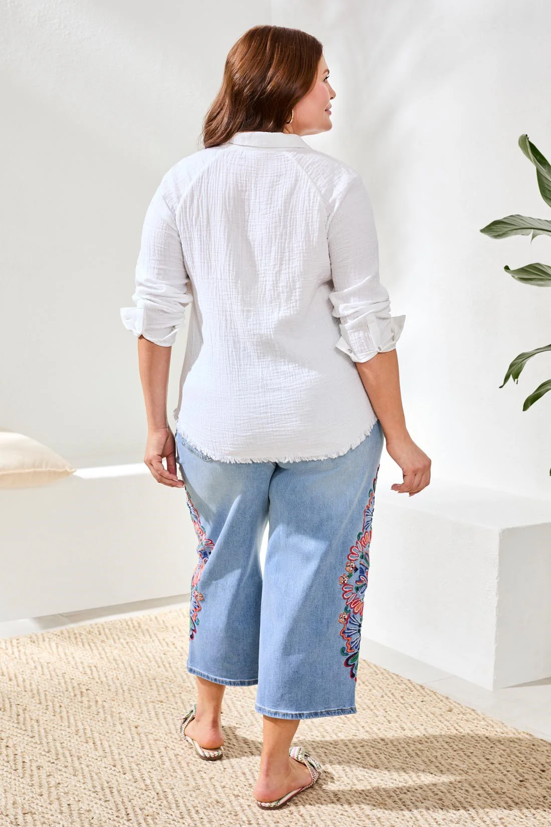 Size Inclusive Crinkle Gauze Button-Front Collared Shirt-White - Image 4