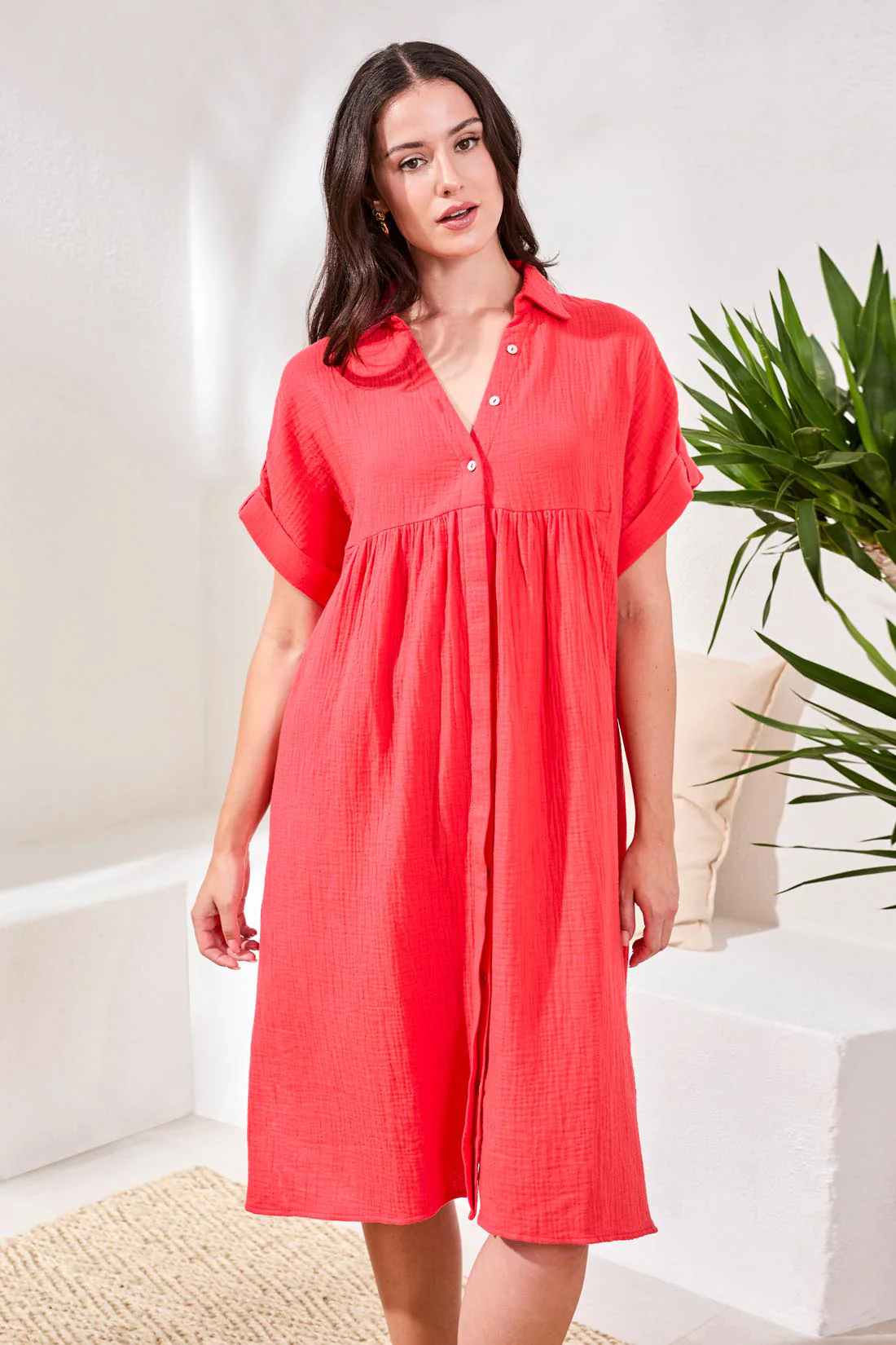 Crinkle Gauze Short Sleeve Empire Waist Midi Dress-Coralred - Image 3