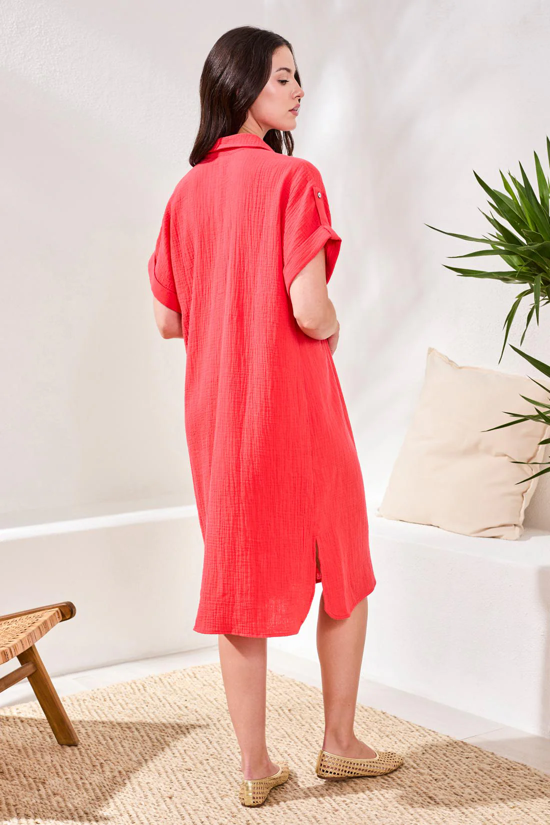 Crinkle Gauze Short Sleeve Empire Waist Midi Dress-Coralred - Image 4