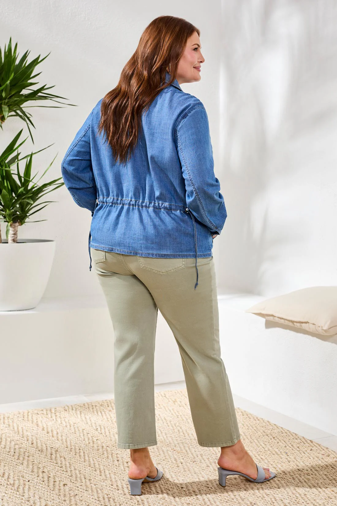 Size Inclusive Denim Jacket With Back Adjustment-Fjordblue - Image 4