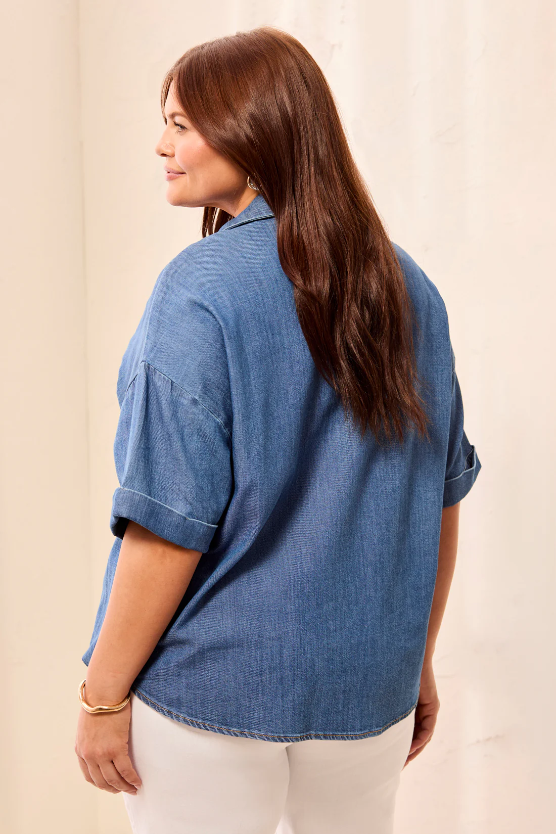 Size Inclusive Flowy Popover Denim Shirt With Short Sleeves-Fjordblue - Image 4