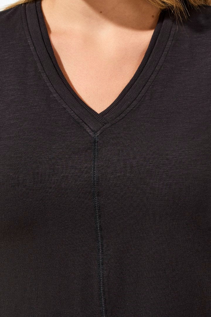 Slub Knit V-Neck Top With Double Trim Detail-Black - Image 3