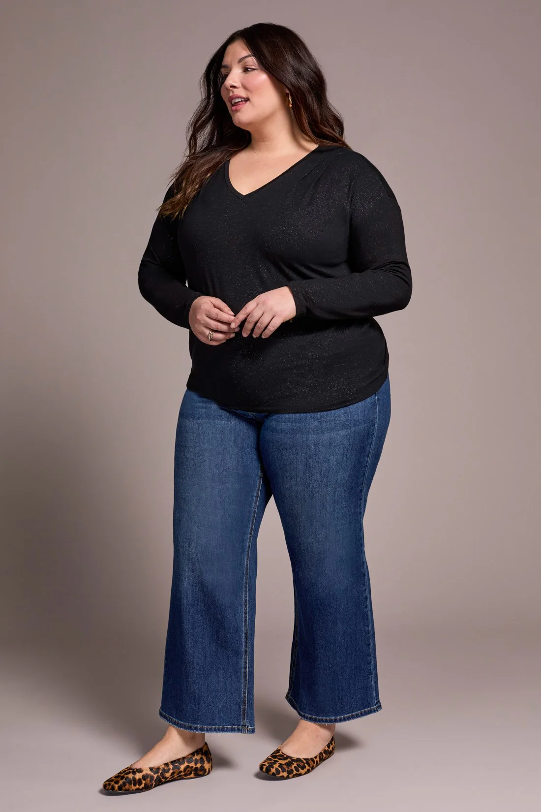 Soft Shine Effect V-Neck Drop Shoulder Top-Black