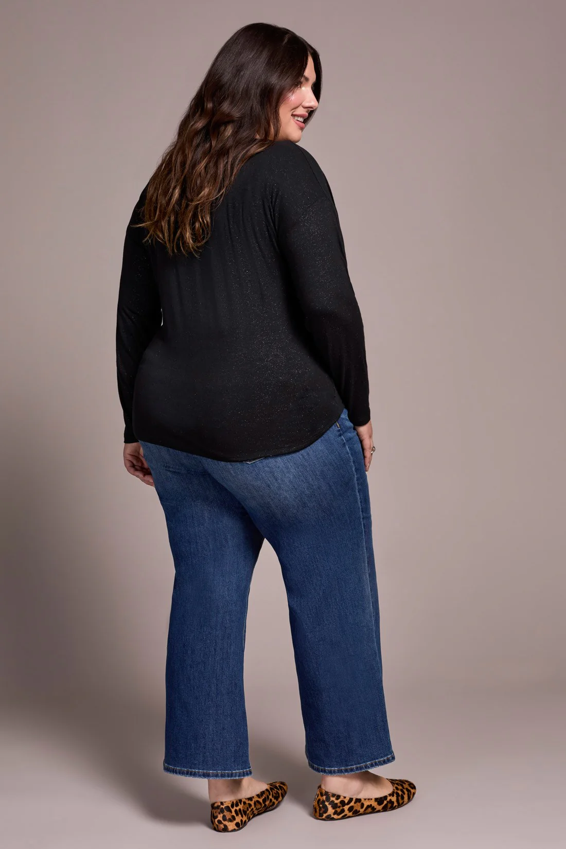Soft Shine Effect V-Neck Drop Shoulder Top-Black - Image 4