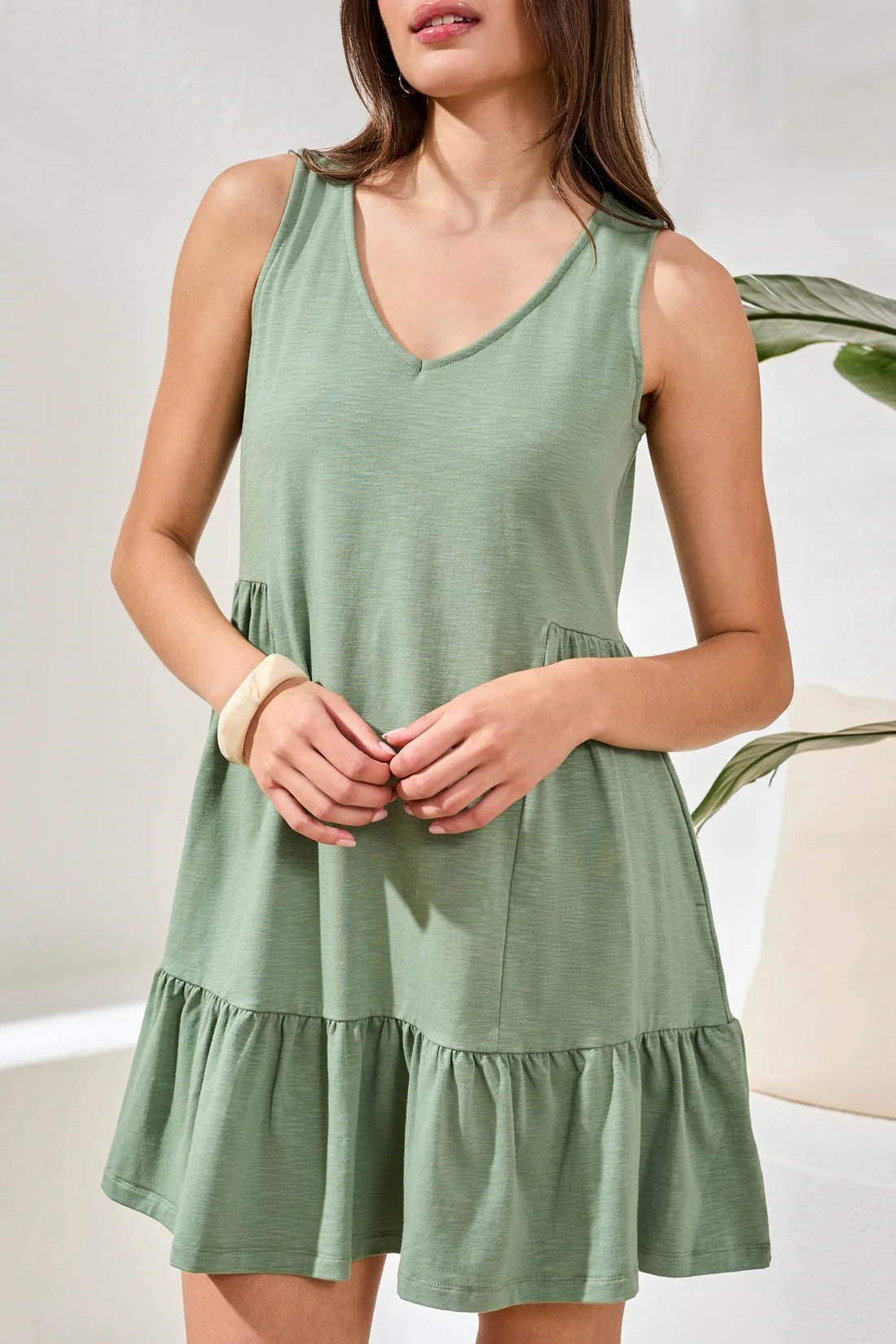Soft Slub Knit Sleeveless V-Neck Tiered Dress-Moss - Image 3