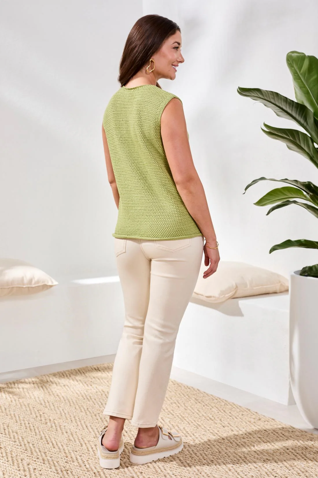Sweater Vest With Pockets And Decorative Buttons-Kiwizest - Image 5