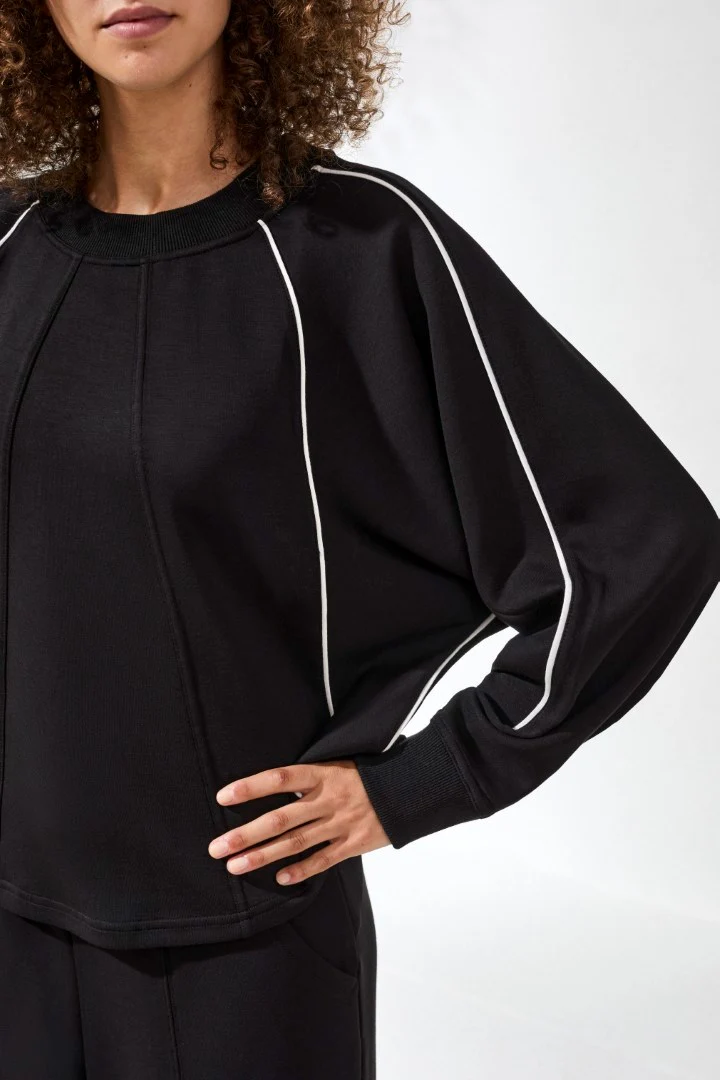 Techno Lux Crew Dolman Top Contrast-Black - Image 3