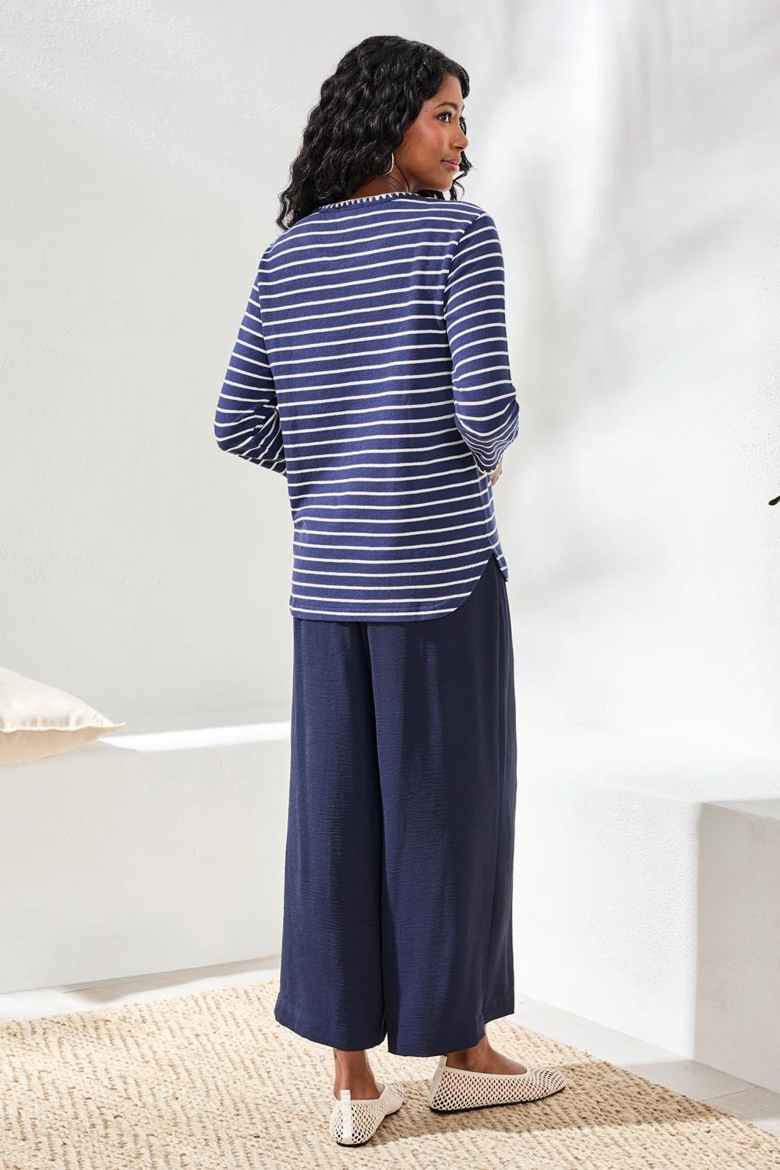 Textured Stripe Knit 3/4 Sleeve Crew Neck Top With Contrast Detail-Jet blue - Image 3
