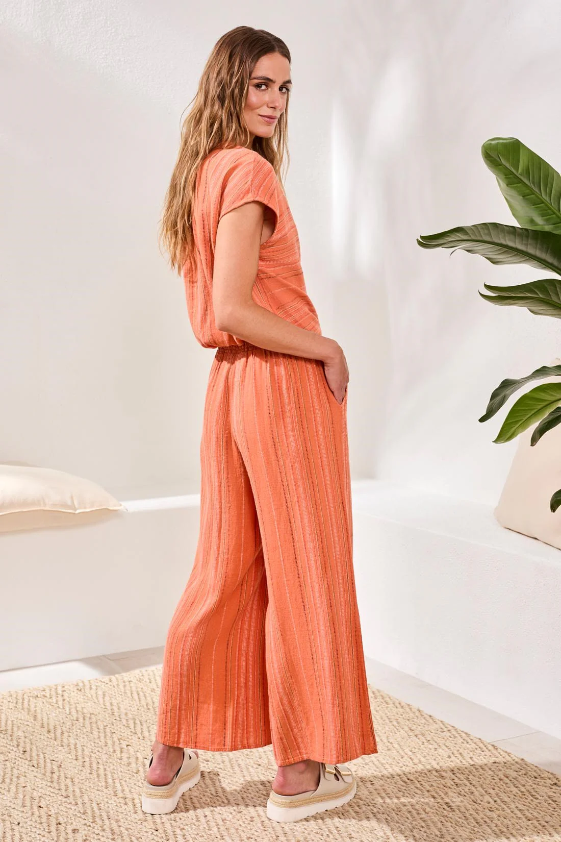 Textured Linen Short Sleeve Tie-Front Top-Guavablush - Image 4
