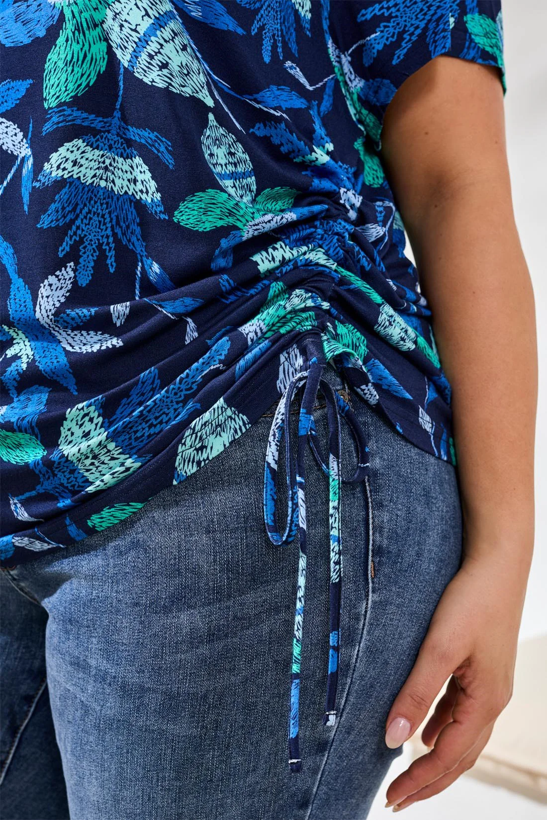 Size Inclusive Crew Neck Top With Side Ruching-Blue surf - Image 3