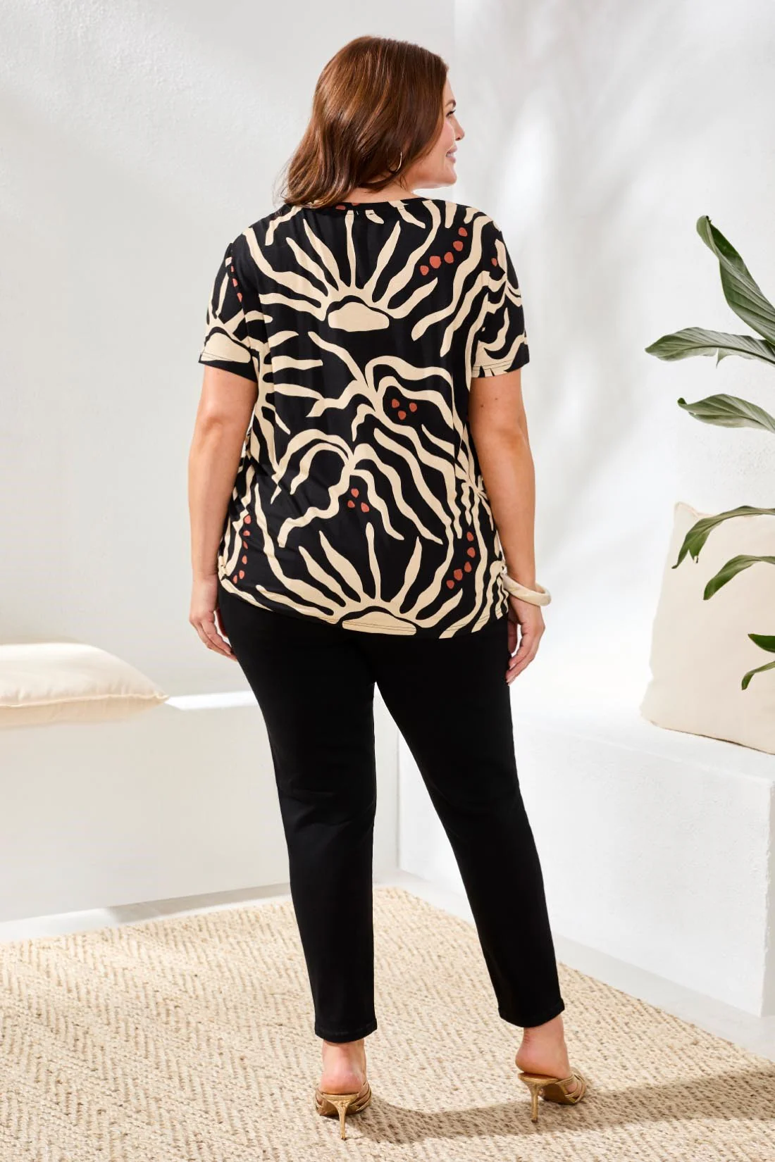 Size Inclusive Crew Neck Top With Side Ruching-Chestnut - Image 4